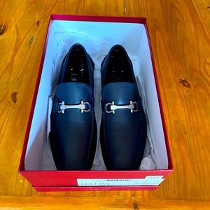 Salvatore Ferragamo Gancini Buckle Loafers